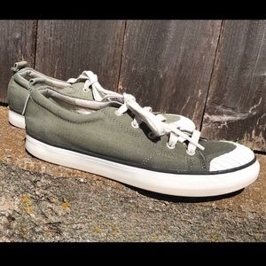 Keen deep lichen green Elsa sneakers
